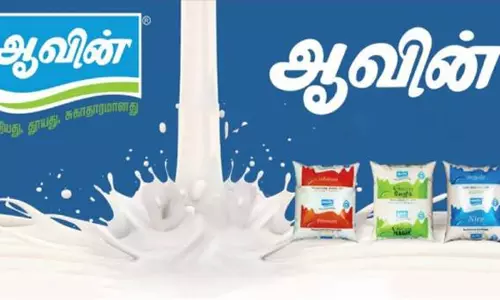 ஆடித்திருவிழாவையொட்டி சேலத்தில் கூடுதலாக 20 ஆயிரம் லிட்டர் பால் விற்பனை