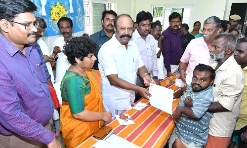 மக்கள் தொடர்பு முகாம்