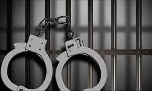 பொள்ளாச்சியில் பிளஸ்-1 மாணவியை பலாத்காரம் செய்து கர்ப்பமாக்கிய சிறுவன்