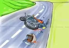 மோட்டார் சைக்கிள் மோதி பெண் பலி