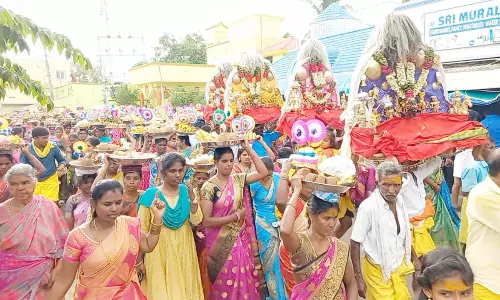 இலளிகம் கிராமத்தில் குறிஞ்சி மாரியம்மன் கோவில் திருவிழா