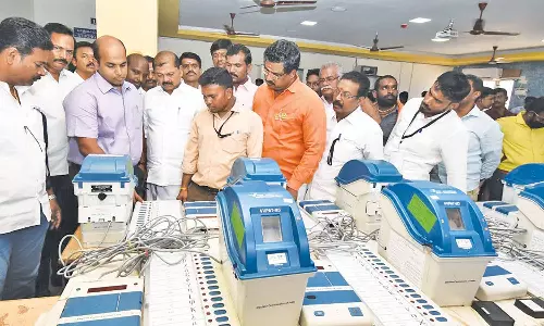 நாடாளுமன்றத் தேர்தலை முன்னிட்டு தஞ்சையில் மாதிரி வாக்குப்பதிவு