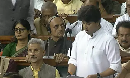 பிரதமர் பேசவேண்டும் என்கிறார்கள்.. ஆனால் மக்களவையை செயல்பட அனுமதிக்கவில்லை: மத்திய மந்திரி குற்றச்சாட்டு