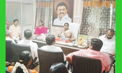 முதல்-அமைச்சருக்கு, திருமங்கலம் நகராட்சி கூட்டத்தில் பாராட்டு