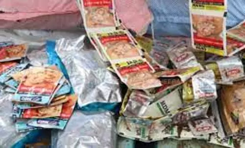 தடை ெசய்யப்பட்ட பான் மசாலா, குட்கா பறிமுதல்