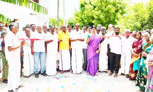 ரூ. 24.13 லட்சம் மதிப்பில் புதிய தார் சாலைகள், புதிய ரேசன் கடை கட்டிடம்