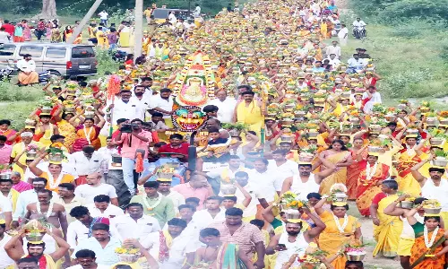 படவேட்டம்மன் கோவிலில் ஆடி திருவிழா