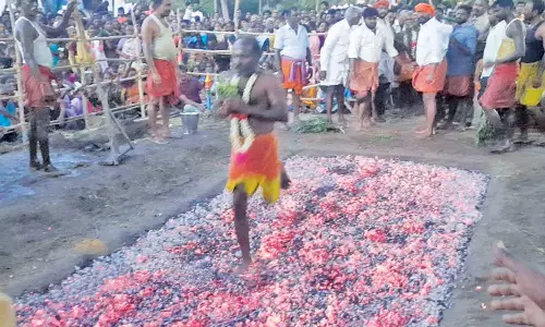 திரவுபதி அம்மன் கோவிலில் தீமிதி திருவிழா