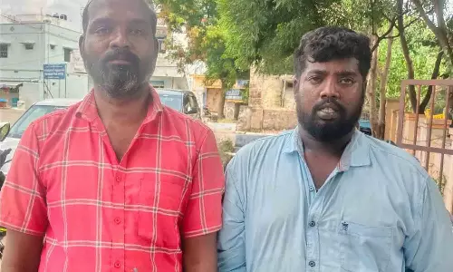 ஊத்துக்குளி அருகே விபச்சார வழக்கில் மேலும் 2 பேர் கைது