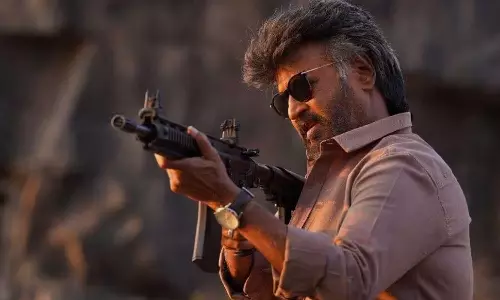 ரிஷிகேஷில் ரஜினிகாந்த்- வைரலாகும் புகைப்படம்