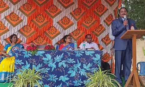 பொன்னேரி எல்.இ.எப். ஈடன் மெட்ரிக் மேல்நிலை பள்ளியின் ஆண்டு விளையாட்டு விழா