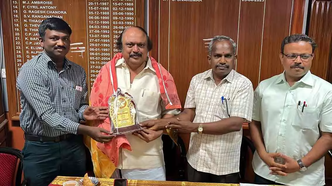 கம்பன் கலை அரங்கில் அமுத பெருவிழா கம்பன் கலை அரங்கில் அமுத பெருவிழா