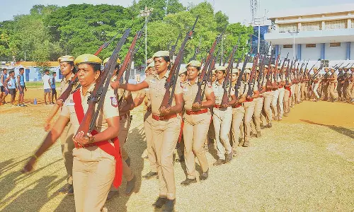 குமரி கடலோர பகுதிகளில் போலீசார் தீவிர கண்காணிப்பு