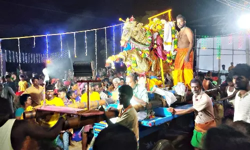 திருகூடல்மலை நவநீதபெருமாளை வரவேற்ற பக்தர்கள்