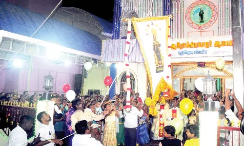 புனித ஆரோக்கியநாதர் ஆலய திருவிழா கொடியேற்றத்துடன் தொடக்கம்