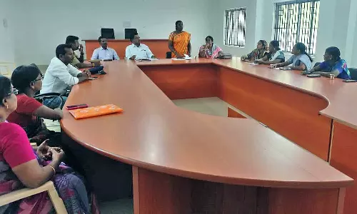 பெண் குழந்தைகள் பாதுகாப்பு குழு கூட்டம்