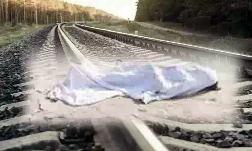 தண்டவாளத்தில் ஆண் பிணம்