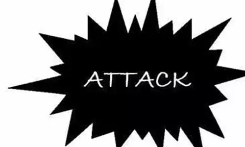 கருமத்தம்பட்டி அருகே விஜய்  பாடல் போட மறுப்பு-பூசாரி மீது தாக்குதல்