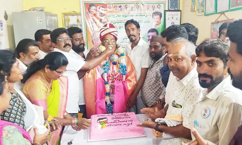 காங்கிரஸ் தலைவர் பிறந்த நாள் விழா