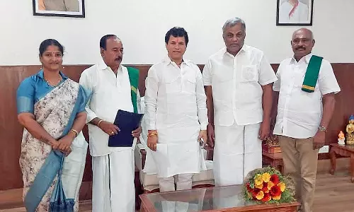 ரேசன் கடைகளில் தேங்காய் எண்ணெய் விற்பனை -  உழவர் உழைப்பாளர் கட்சி வலியுறுத்தல்