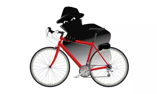 விலை உயர்ந்த 2 சைக்கிள்கள் திருட்டு