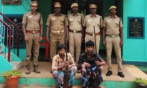 வனவிலங்குகளை வேட்டையாட முயற்சி செய்த 2 வாலிபர்களுக்கு ரூ.2 லட்சம் அபராதம்