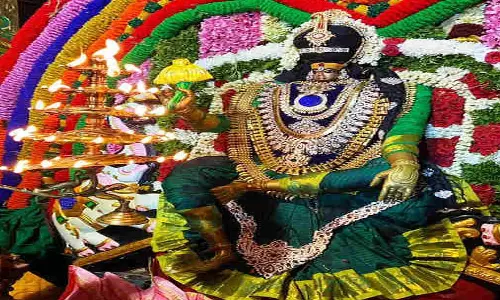 உருவத்தை காட்டி சிலை செய்ய சொன்ன முத்தாரம்மன்