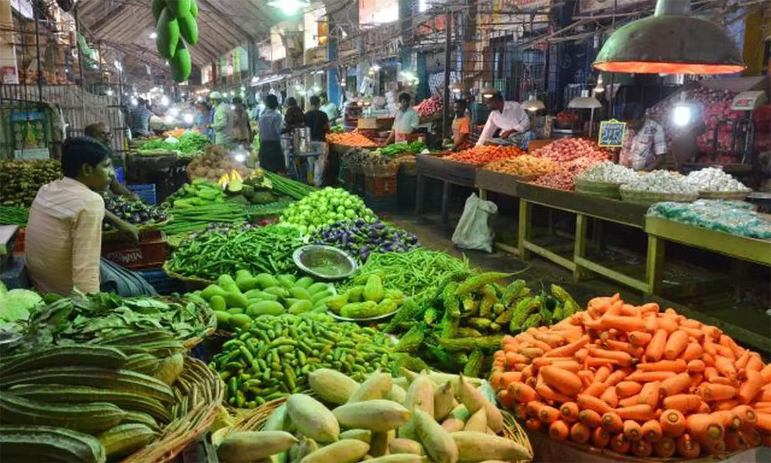 கோயம்பேடு மார்க்கெட்டில் காய்கறி விலை குறைந்தது | Tamil News Vegetable  prices drop in Koyambedu Market