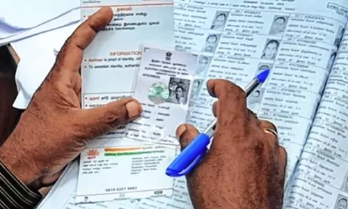 ராணிப்பேட்டை மாவட்ட தி.மு.க.வினர் வாக்காளர் பட்டியல் சரிபார்க்கும் பணியில் தீவிரமாக ஈடுபட வேண்டும்