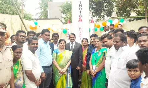 பாலக்கோடு அரசு பள்ளியில்  அப்துல்கலாம் உருவ சிலை- ராக்கெட் மாதிரி திறப்பு