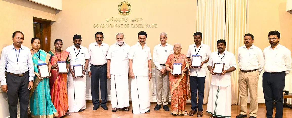 அரியனேந்தல் ஊராட்சிக்கு முதல்-அமைச்சர் மு.க.ஸ்டாலின் விருது அரியனேந்தல் ஊராட்சிக்கு முதல்-அமைச்சர் மு.க.ஸ்டாலின் விருது