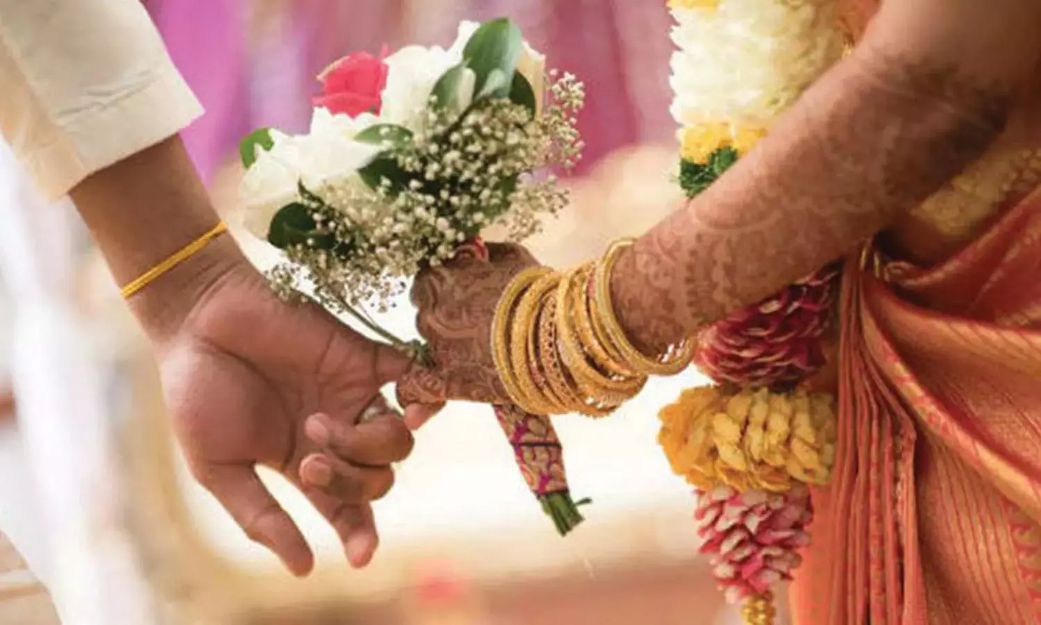 பட்டாடையின் பயன் பட்டாடையின் பயன்