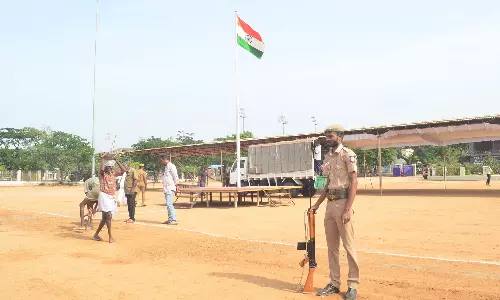 நாளை சுதந்திர தின விழா- கோவையில் விடிய விடிய வாகன சோதனை