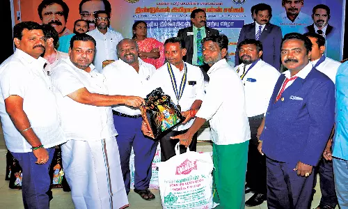 திண்டுக்கல் அபிராமி லயன்ஸ் சங்க புதிய நிர்வாகிகள் பதவியேற்பு விழா