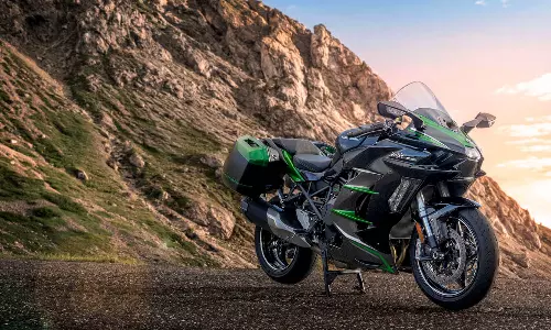 ரூ. 32.95 லட்சம் விலையில் புதிய சூப்பர் பைக் அறிமுகம்.. என்னென்ன ஸ்பெஷல் தெரியுமா?