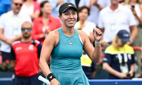 கனடா ஓபன் டென்னிஸ்- சாம்பியன் பட்டம் வென்றார் ஜெசிகா பெகுலா