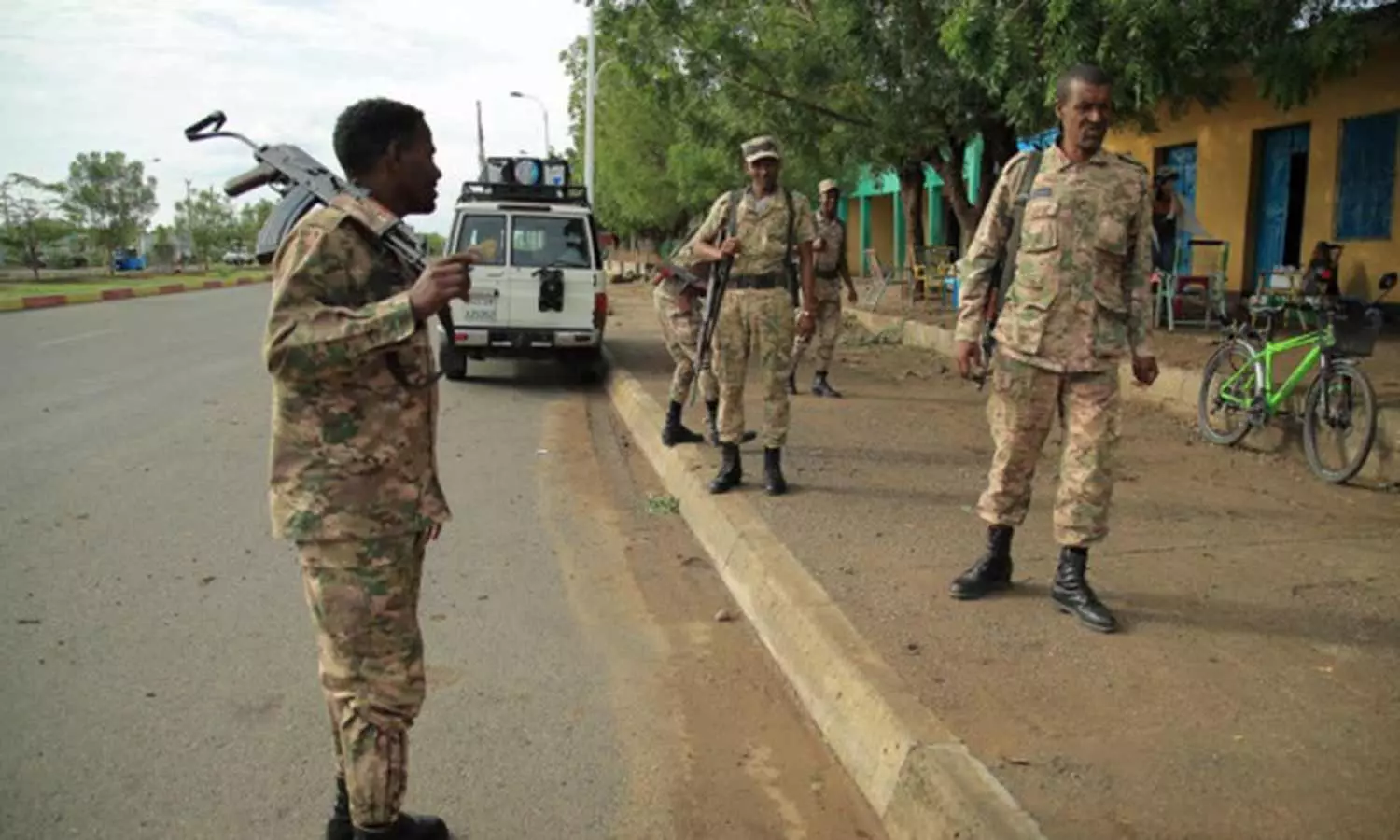 எத்தியோப்பியாவில் போராளிகள் தாக்குதலில் 26 ராணுவ வீரர்கள் பலி