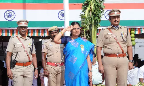 திண்டுக்கல்லில் சுதந்திரதின விழா தேசியக்கொடி ஏற்றி வைத்து நலத்திட்ட உதவிகள்-கலெக்டர் பூங்கொடி வழங்கினார்