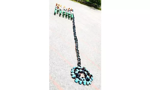 கடத்தூர் கிரீன் பார்க் பள்ளியில் சுதந்திர தின விழா