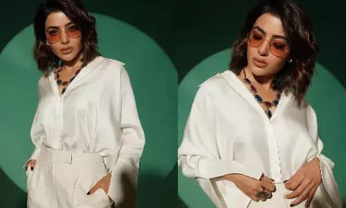 வெள்ளை நிற உடையில் டாலடிக்கும் சமந்தா.. குவியும் லைக்குகள்