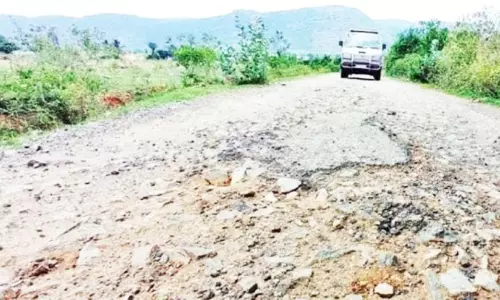 கோட்டையூர் - மட்டியூர் வரை தார் சாலை அமைக்க வேண்டும்