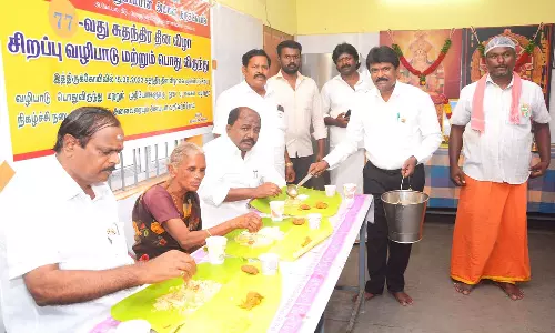 படவேடு ரேணுகாம்பாள் கோவிலில் பொது விருந்து