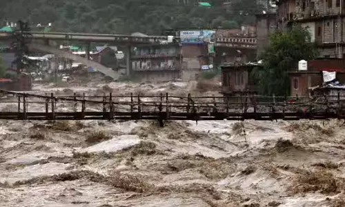 கனமழையால் இமாச்சல பிரதேசத்தில் ரூ.10 ஆயிரம் கோடி இழப்பு: முதல்-மந்திரி தகவல்