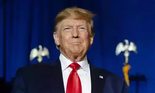 தேர்தல் மோசடி வழக்கு - 25ம் தேதிக்குள் டிரம்ப் ஆஜராக உத்தரவு