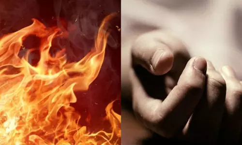 மோகனூர் அருகே சிலிண்டர் மாற்றிய போது தீ விபத்துஉடல் கருகிய டீக்கடைகாரர் சாவு