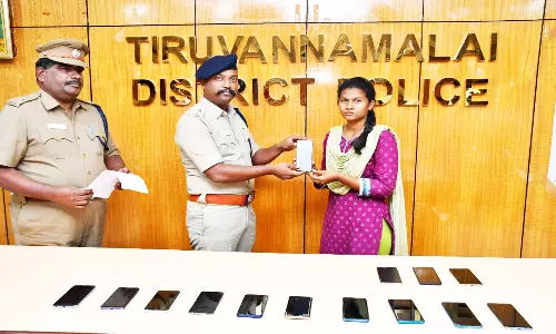 திருட்டுபோன 20 செல்போன்கள் மீட்பு