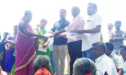 ஏரி ஆக்கிரமிப்புகளை அகற்றாவிட்டால் கிராம சபை கூட்டம் புறக்கணிப்பு