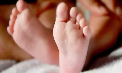 கதவில் முட்டியதில் இரண்டு வயது குழந்தைசாவு