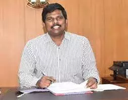 அதிக மாணவர்களை சேர்க்கும் தன்னார்வலர்களுக்கு பரிசு