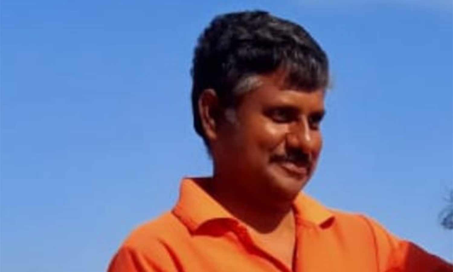 புதுச்சேரியில் பஸ்சில் ஏற்பட்ட தகராறில் கார் டிரைவர் கொலை